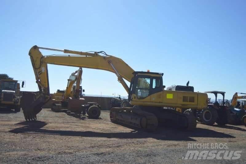 Komatsu PC 450LC-L 小型挖掘机