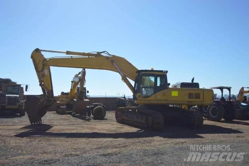 Komatsu PC 450LC-L 小型挖掘机