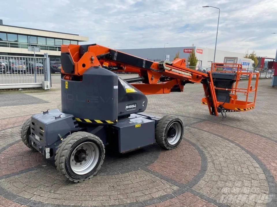 JLG M 450 AJ 曲臂高空工作平台