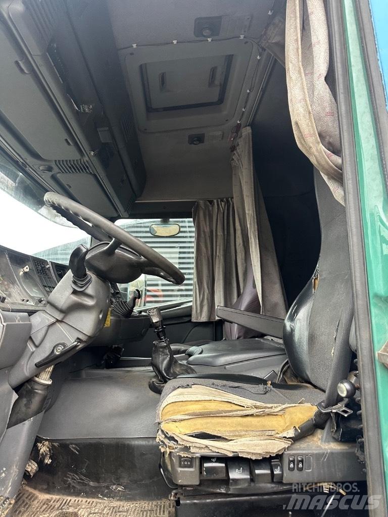 Scania 124 工程吊钩车