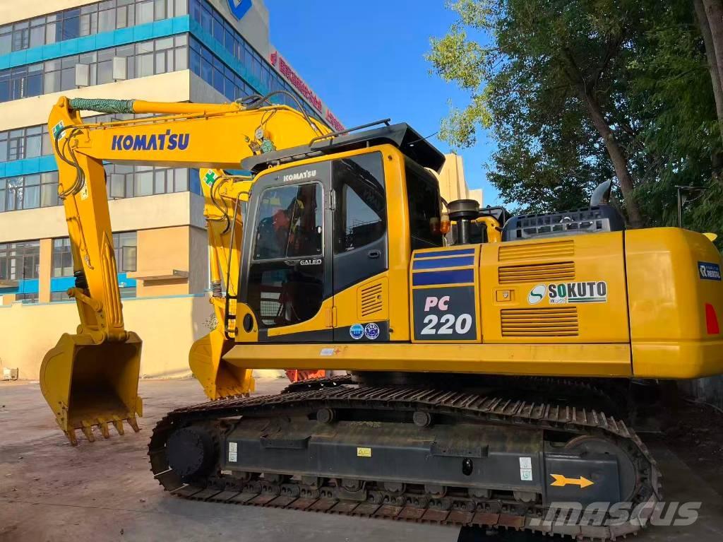 Komatsu PC 220-8 履带挖掘机
