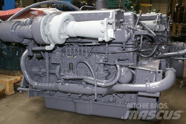 DAF DT 615 发动机