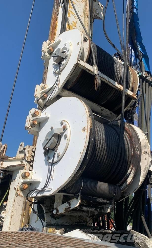 Bauer BG24 打桩机