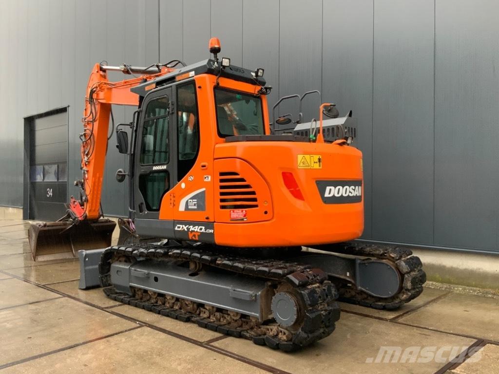 Doosan DX 140 LCR 履带挖掘机