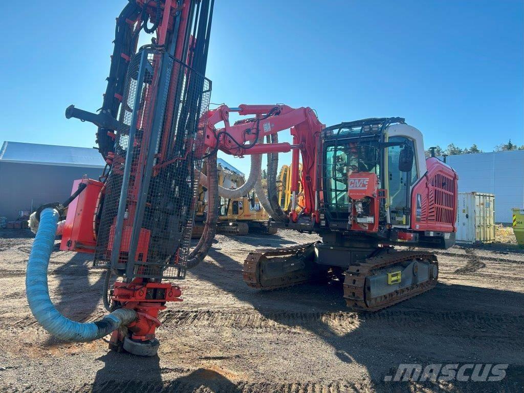 Sandvik DX 800I 钻孔机