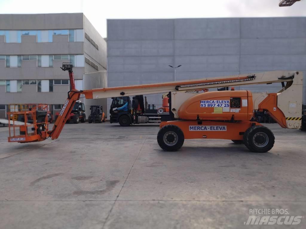 JLG 800 AJ 曲臂高空工作平台
