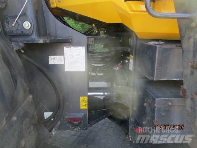 Komatsu WA 380 轮式装载机