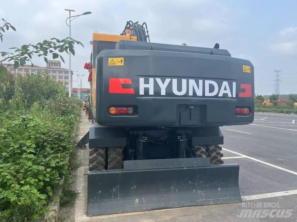 Hyundai 210WVS 轮式挖掘机