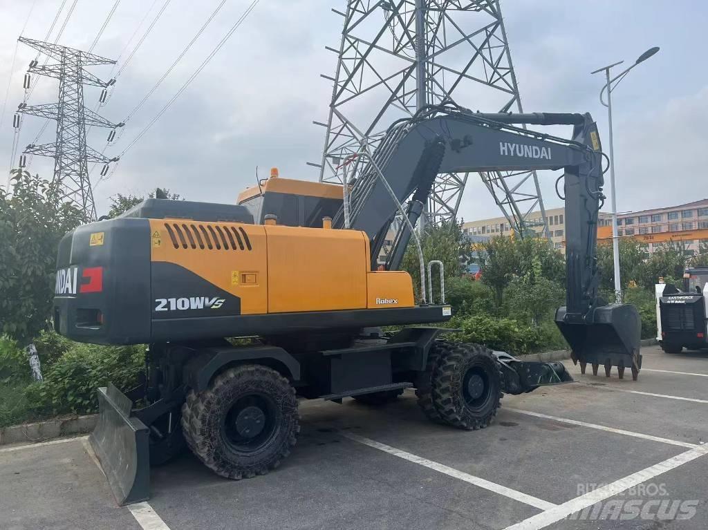 Hyundai 210WVS 轮式挖掘机