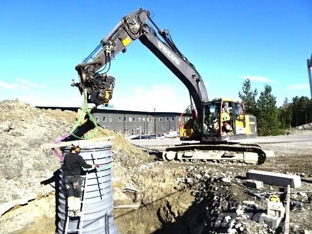 Volvo EC220EL 履带挖掘机