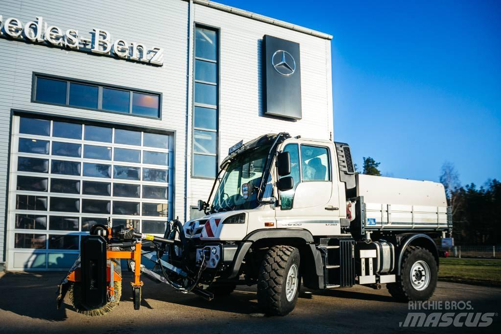 Unimog U 318 道路清扫车