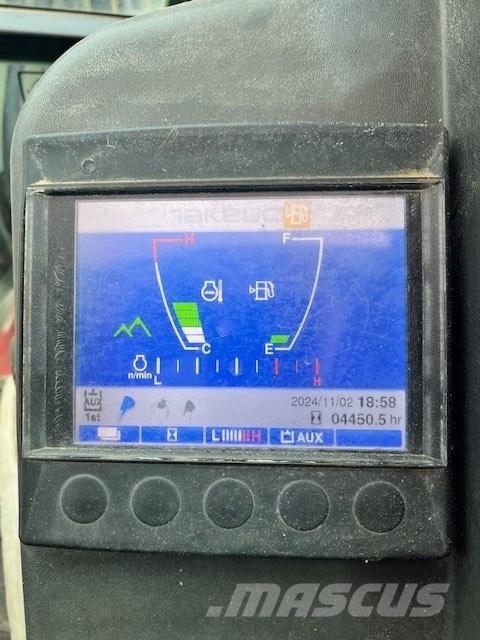 Takeuchi TB 230 小型挖掘机