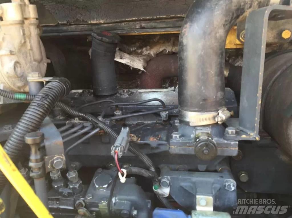 Komatsu pc78us 中型挖掘机