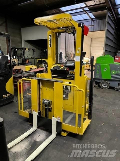 Yale MO10E 高举式装载机