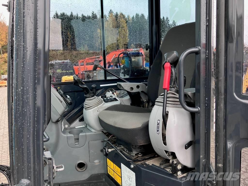 Airman AX 55 U-6 小型挖掘机