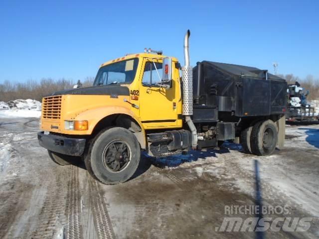 International 4900 混凝土搅拌车