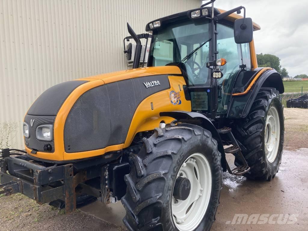 Valtra T 131 拖拉机/农用车