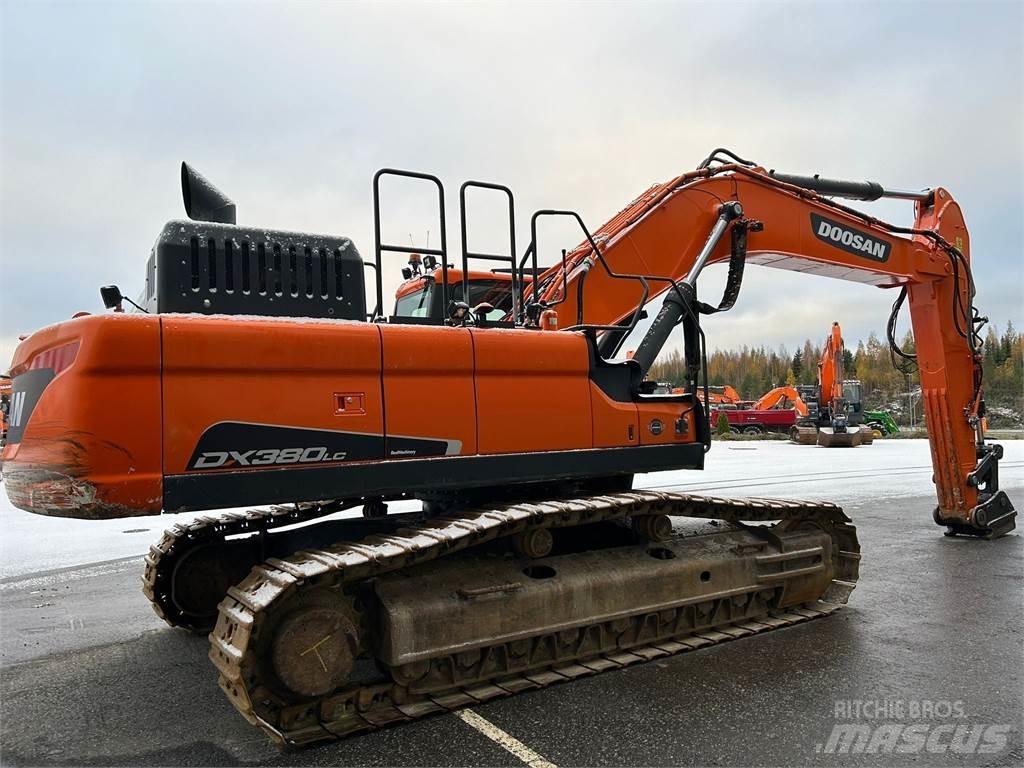 Doosan DX380LC-5 履带挖掘机