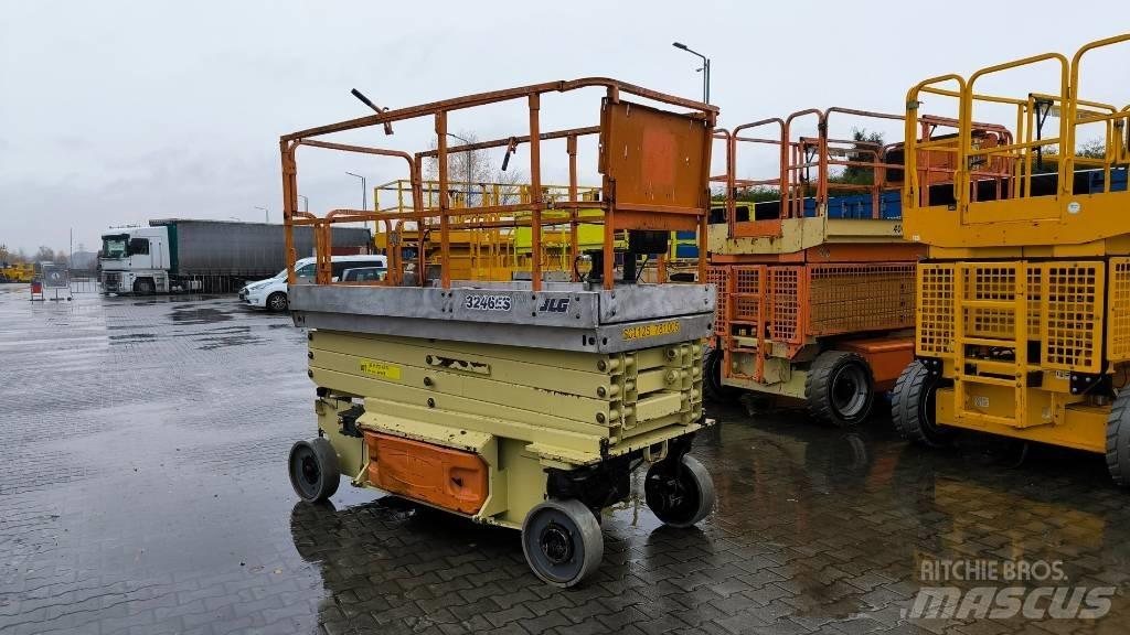 JLG 3246 ES 剪叉式升降机