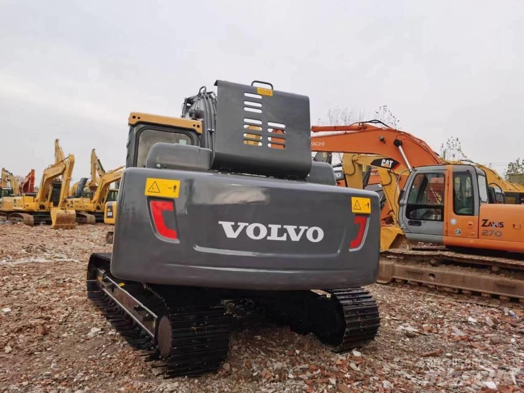 Volvo EC 210 履带挖掘机