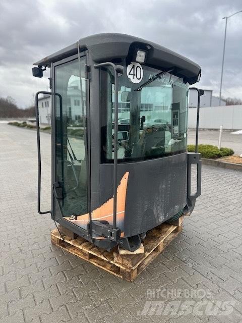 CASE 721 F USED CAB 驾驶室与内部