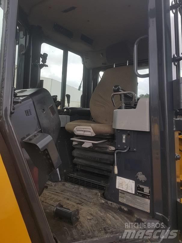 Komatsu D 51 EX-22 履带式推土机