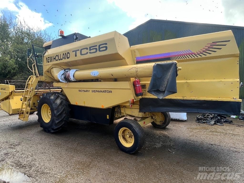 New Holland Tc56h 联合收割机