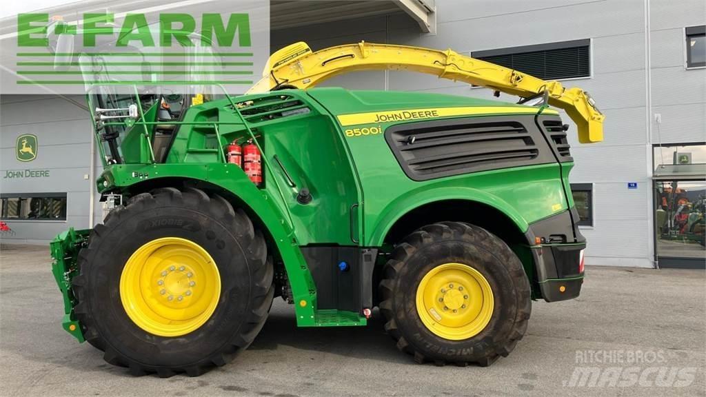 John Deere 8500i 自走式青贮饲料收割机