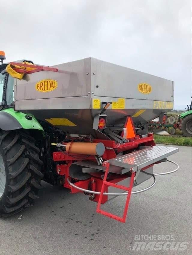 Bredal F2 WS 3000 矿物肥料撒播机