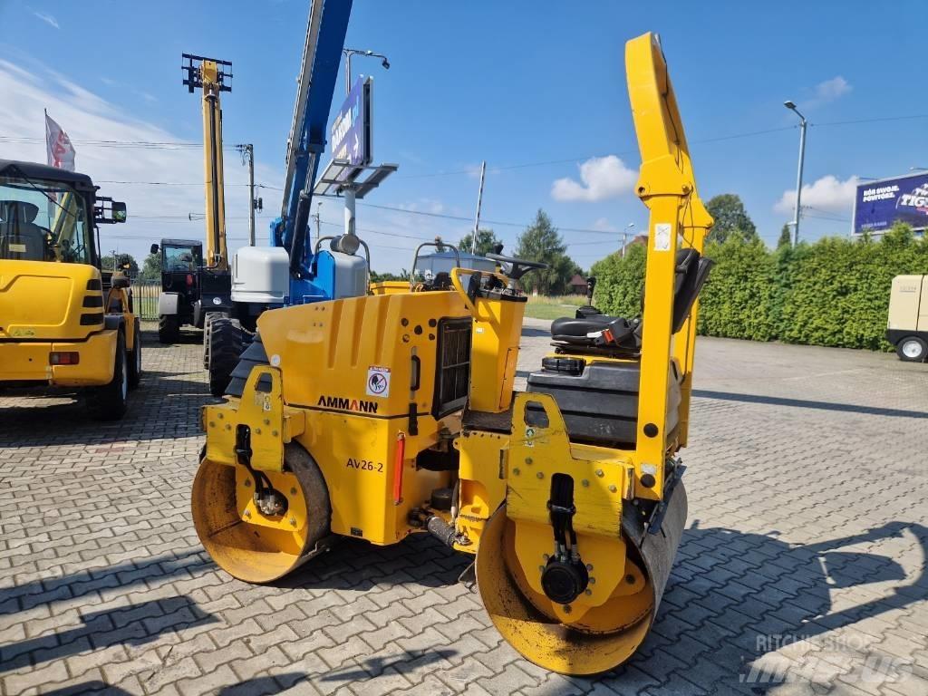 Ammann AV 26-2 双轮压路机