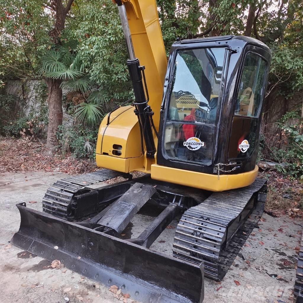 CAT 308 E2 中型挖掘机