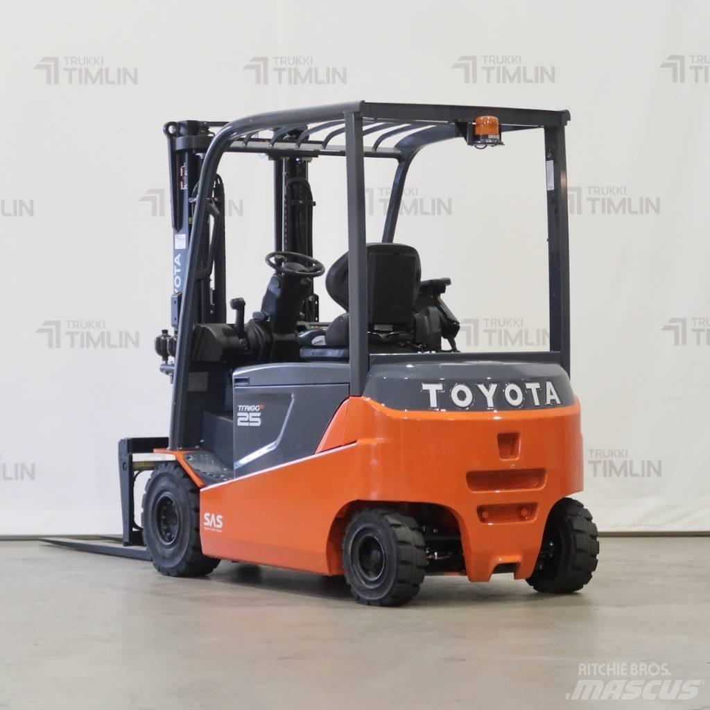 Toyota 8FBMT25 电动叉车