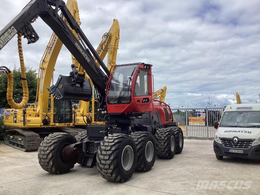 Komatsu 931 XC 收割机