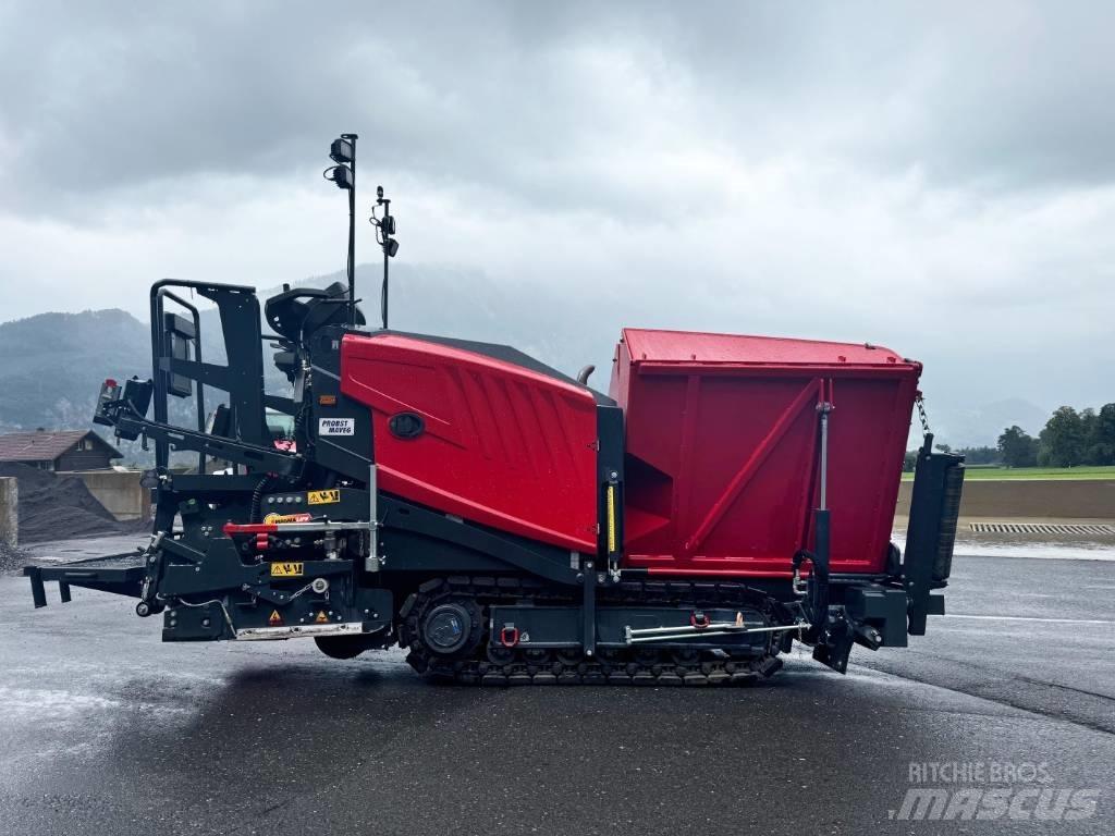 Bomag BF200C-2 沥青摊铺机