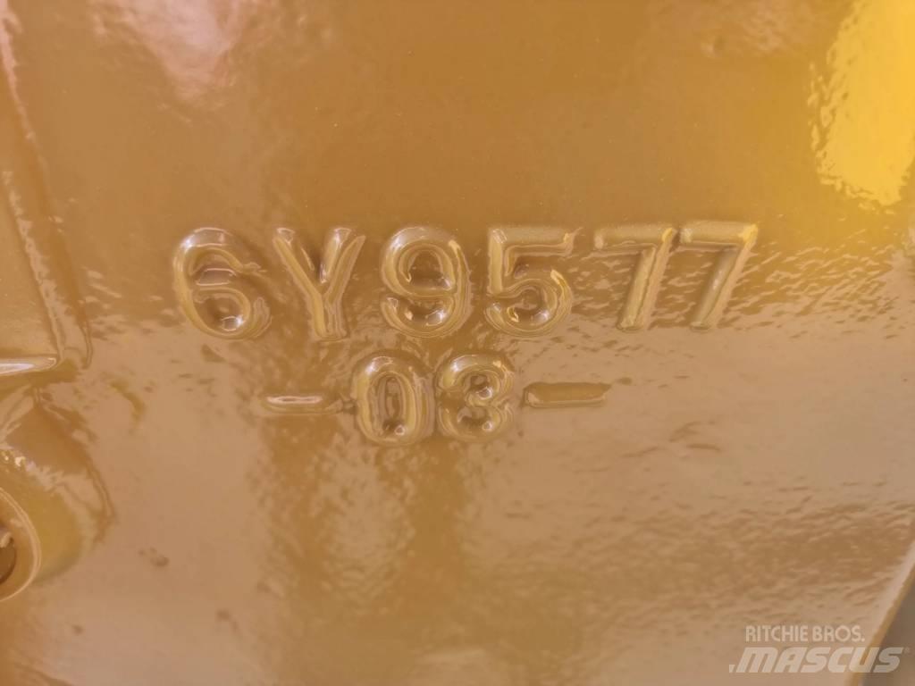 CAT Transmission 740 其他组件