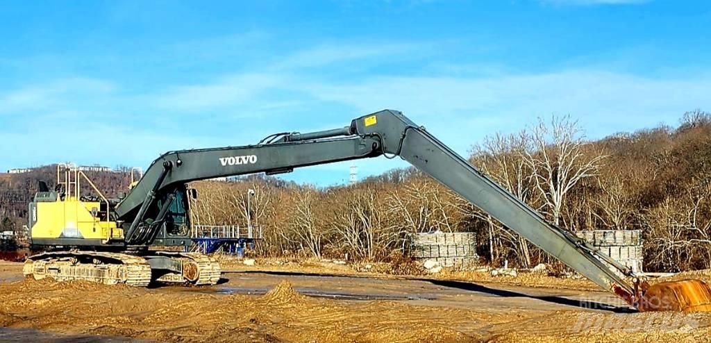 Volvo EC300ELR 履带挖掘机
