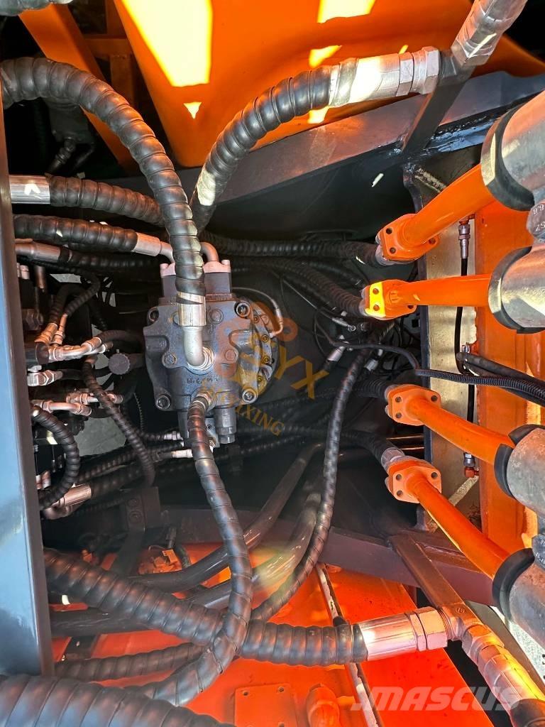 Doosan DX 225 LCA 履带挖掘机