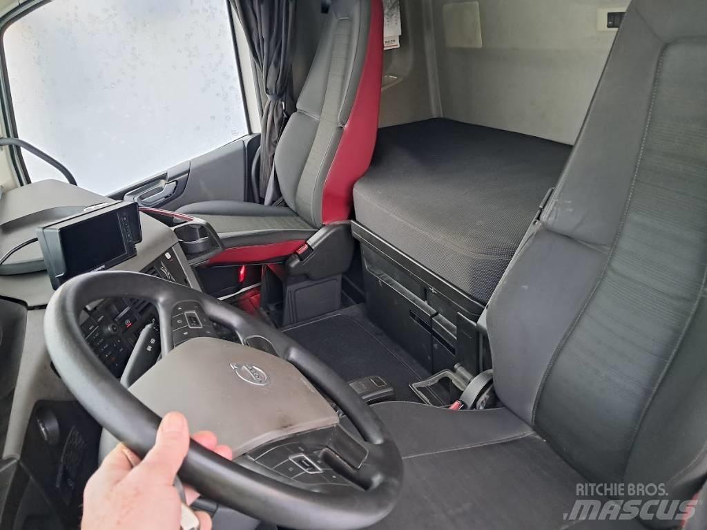 Volvo FH 13 500 集装箱叉车