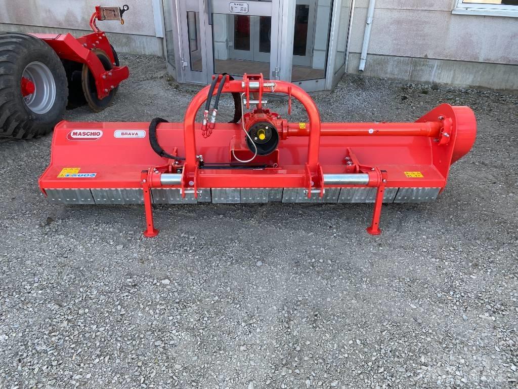 Maschio Brava 250 L 牧场割草机和切顶器