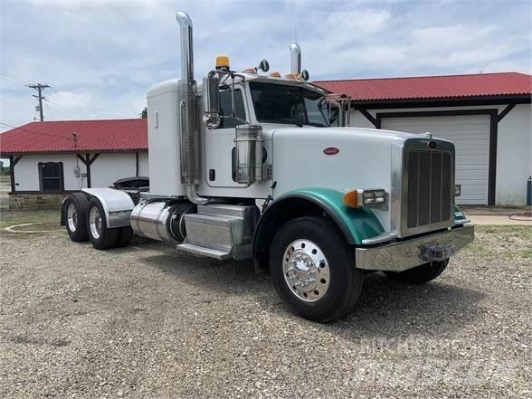 Peterbilt 367 牵引车