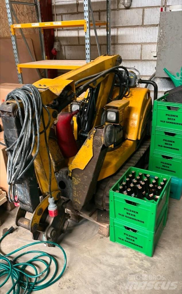 Brokk 90 组装挖掘机