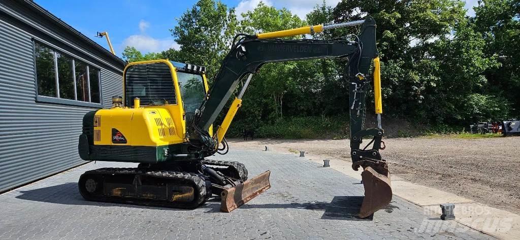 Hyundai ROBEX 55-7 小型挖掘机