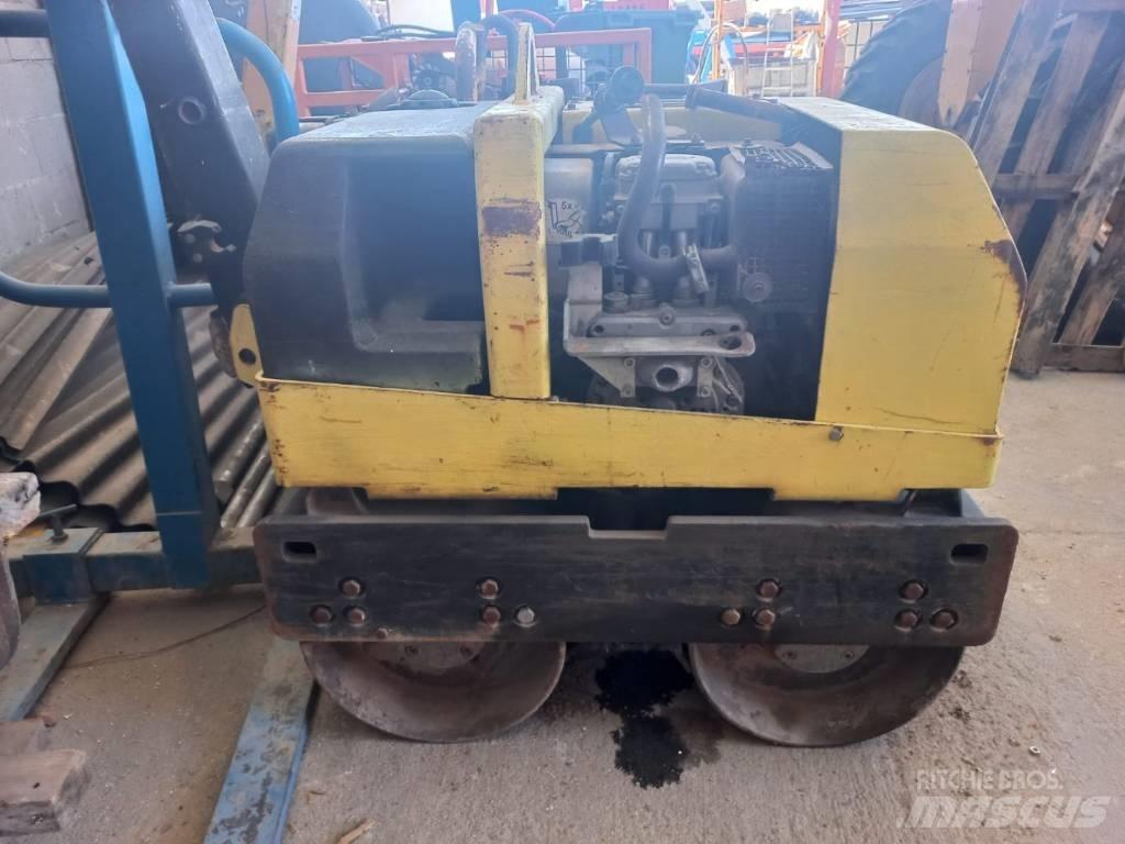 Wacker RD7H 双轮压路机