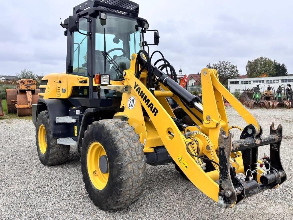 Yanmar V 120 轮式装载机