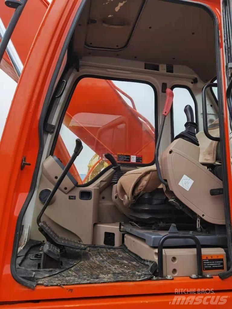 Doosan DH 220 LC 履带挖掘机