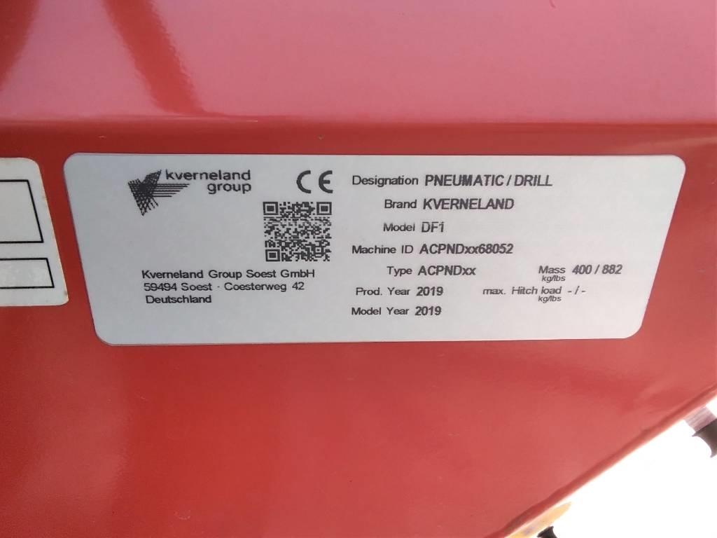 Kverneland DF1 矿物肥料撒播机