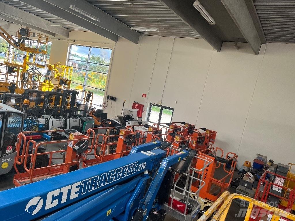 JLG 1230 ES 剪叉式升降机