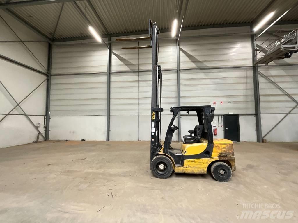 Yale GDP 35 VX 柴油叉车
