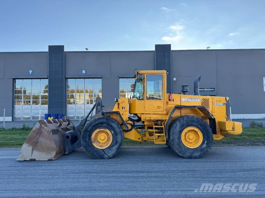 Volvo L 120 D 轮式装载机