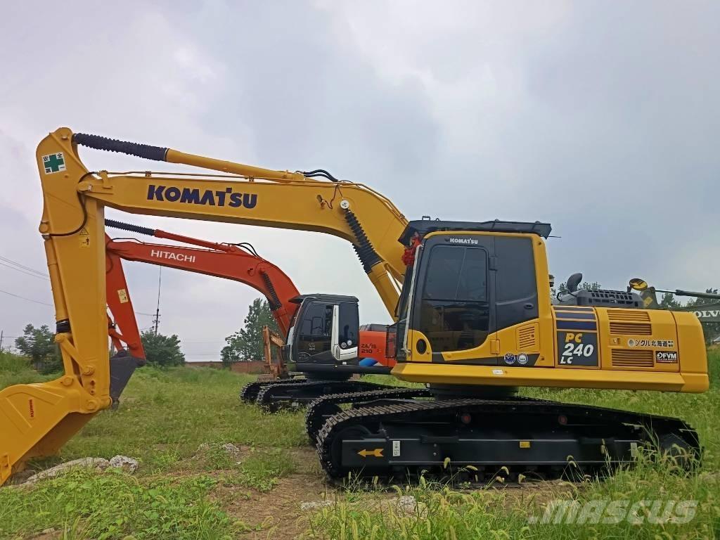 Komatsu PC 240 履带挖掘机